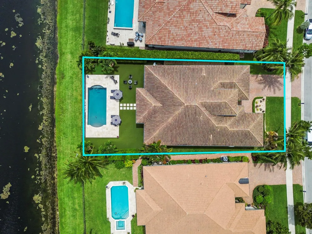 9307 Grand Prix Lane Boynton Beach, FL 33472