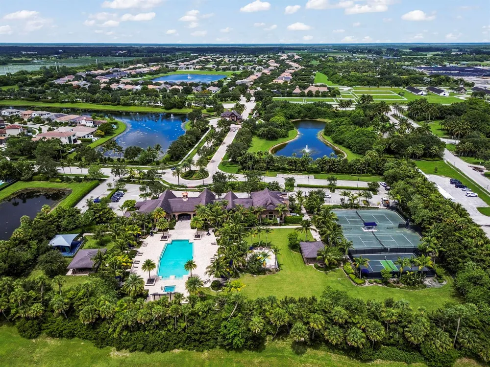 9307 Grand Prix Lane Boynton Beach, FL 33472