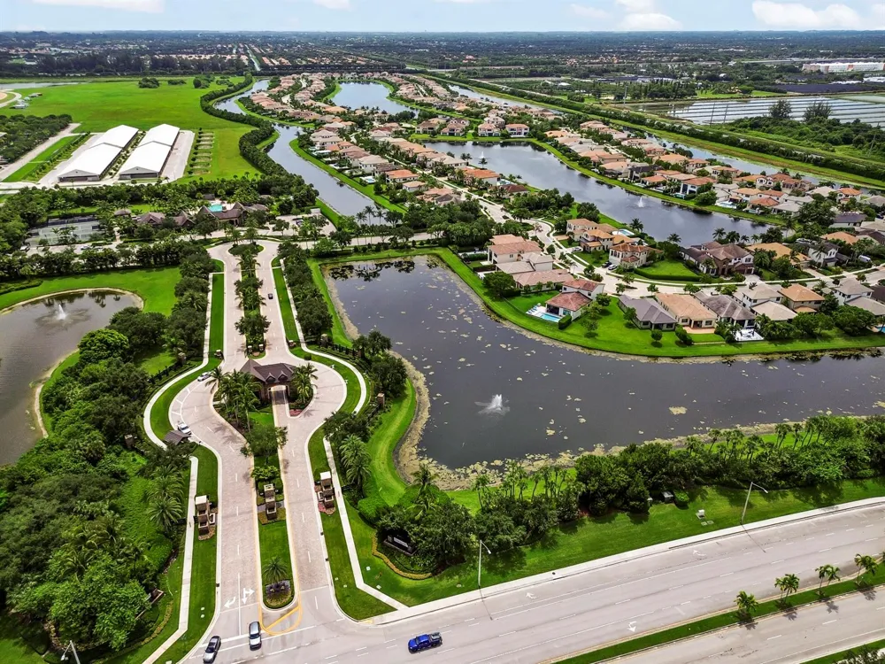 9307 Grand Prix Lane Boynton Beach, FL 33472