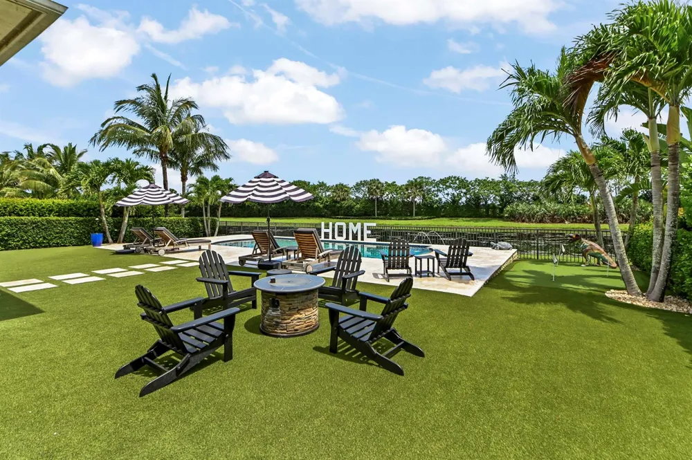 9307 Grand Prix Lane Boynton Beach, FL 33472