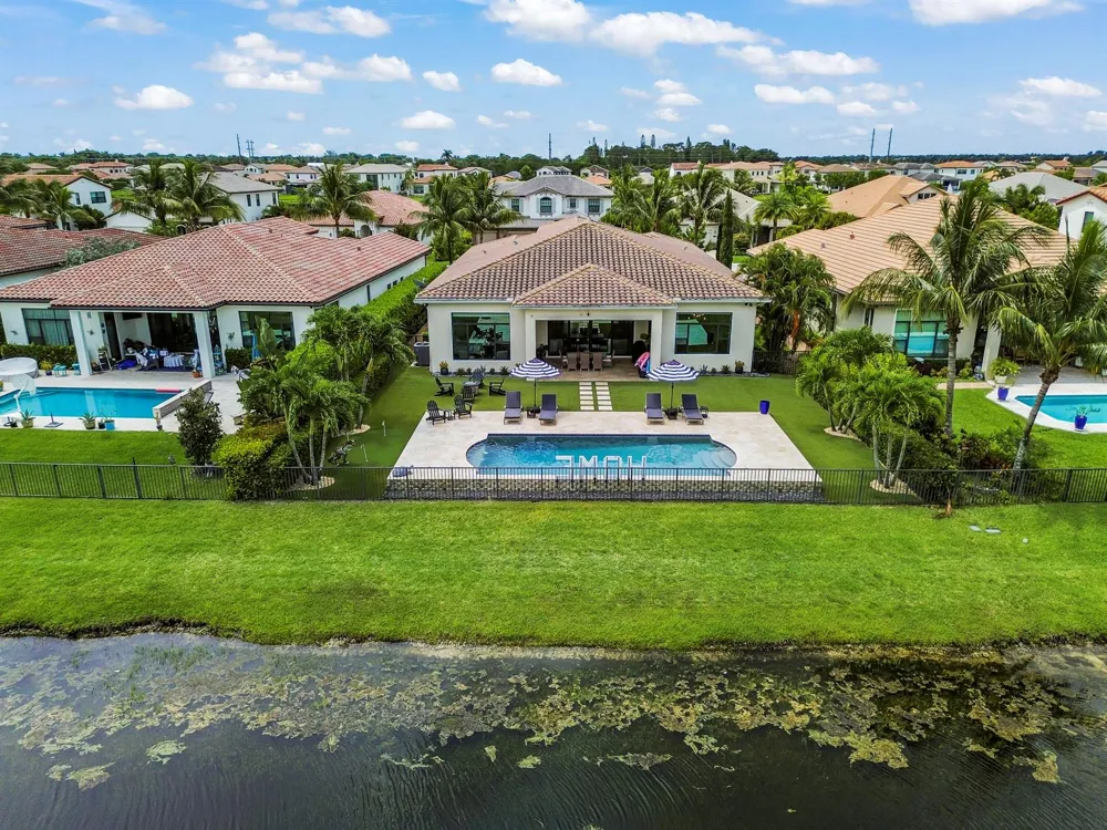 9307 Grand Prix Lane Boynton Beach, FL 33472
