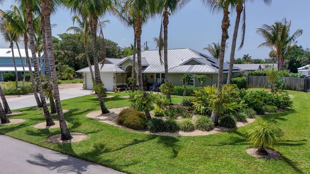 8081 SE Shiloh Terrace Hobe Sound, FL 33455