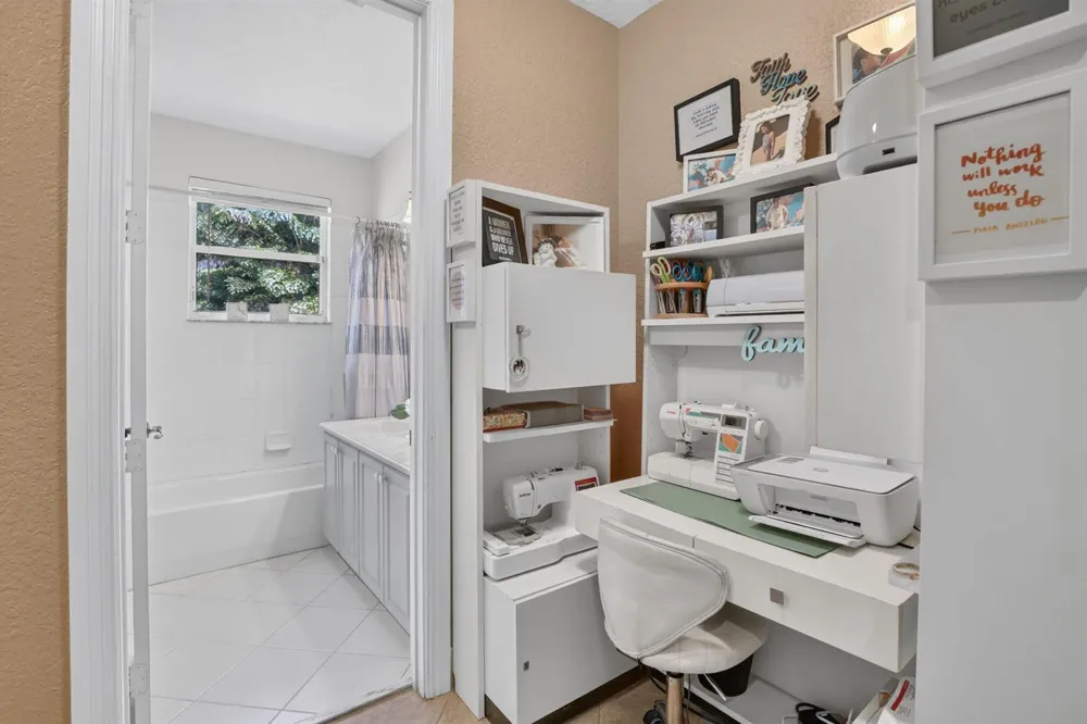 3143 SW 141st Terrace Davie, FL 33330