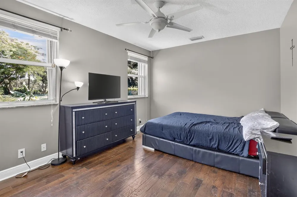 3143 SW 141st Terrace Davie, FL 33330