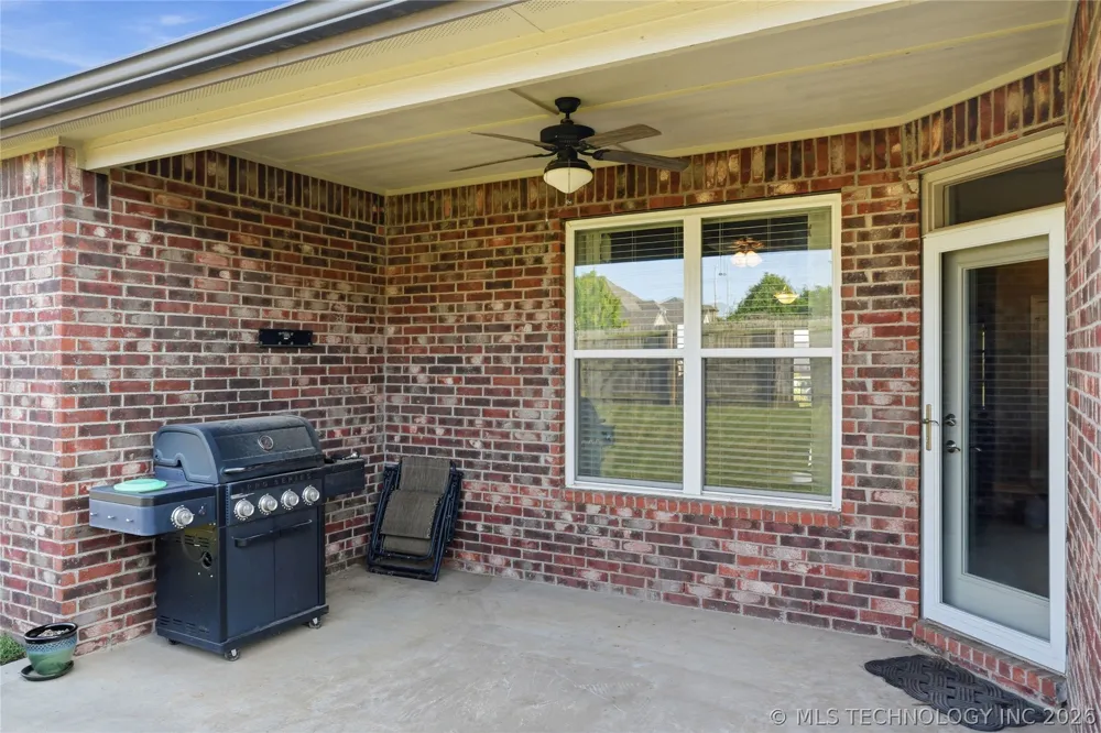 138 W 130th Street S Jenks, OK 74037