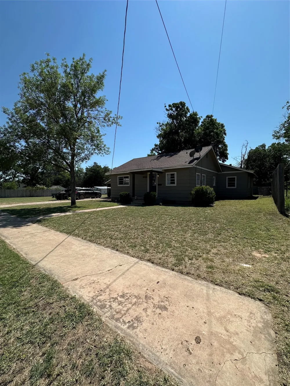 607 Fannin Street Winters, TX 79567