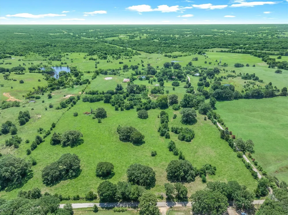 3300 VZ CR 1903 Edgewood, TX 75117