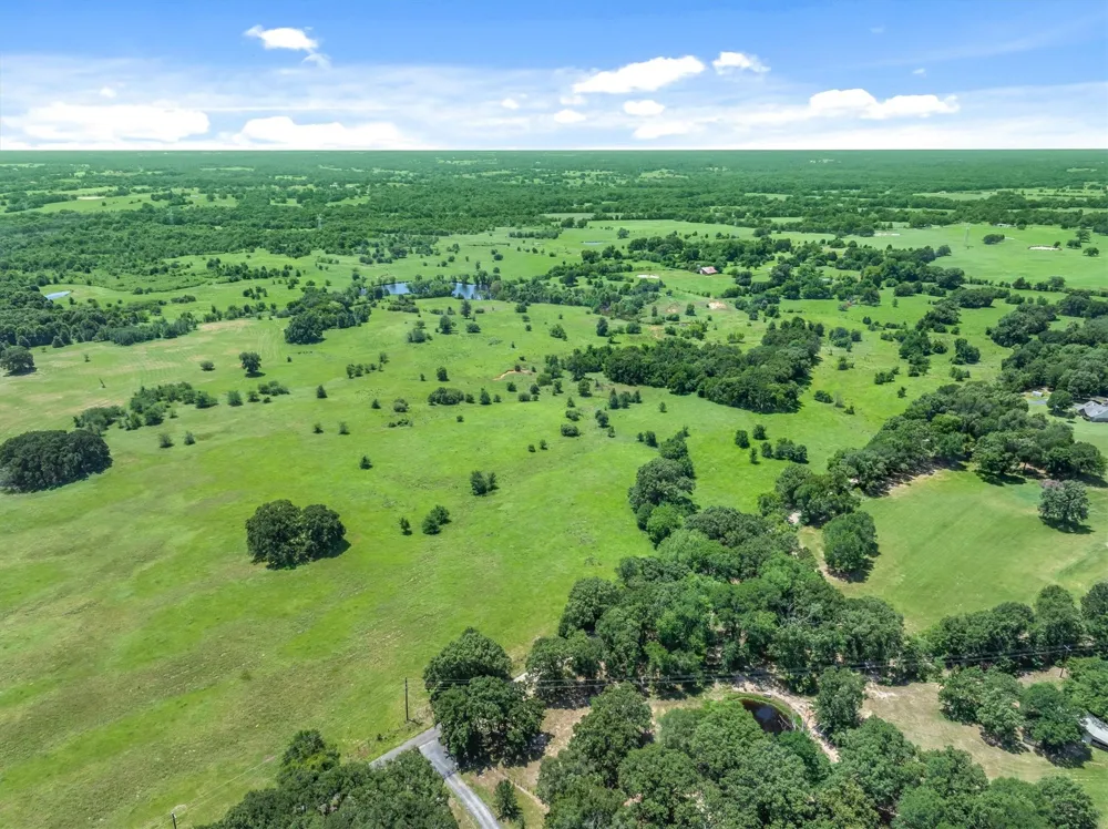3300 VZ CR 1903 Edgewood, TX 75117