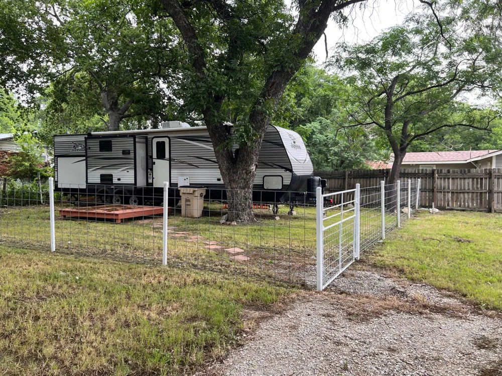 105 W Wrights Avenue Comanche, TX 76442