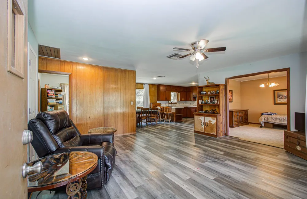 414 Forest Street Columbus, TX 78934