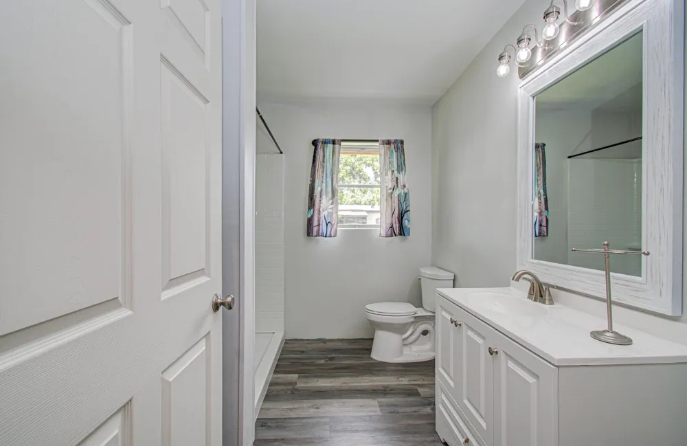 414 Forest Street Columbus, TX 78934
