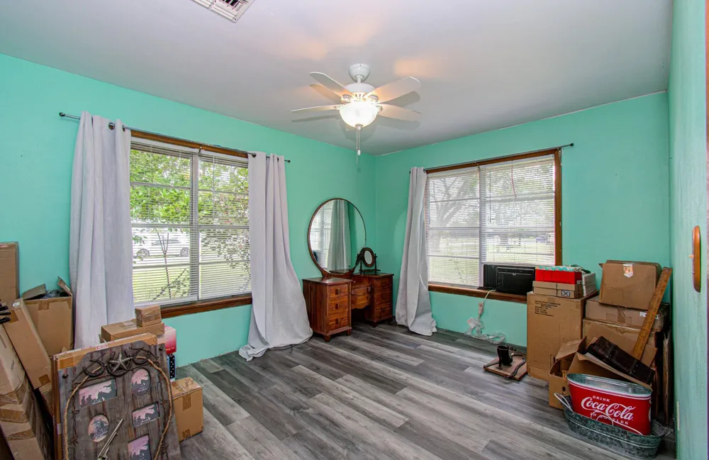 414 Forest Street Columbus, TX 78934