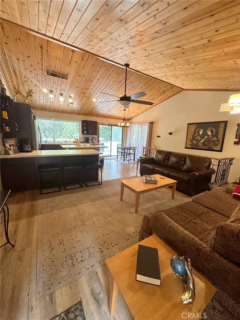 2239 Bernina Pine Mountain Club, CA 93222