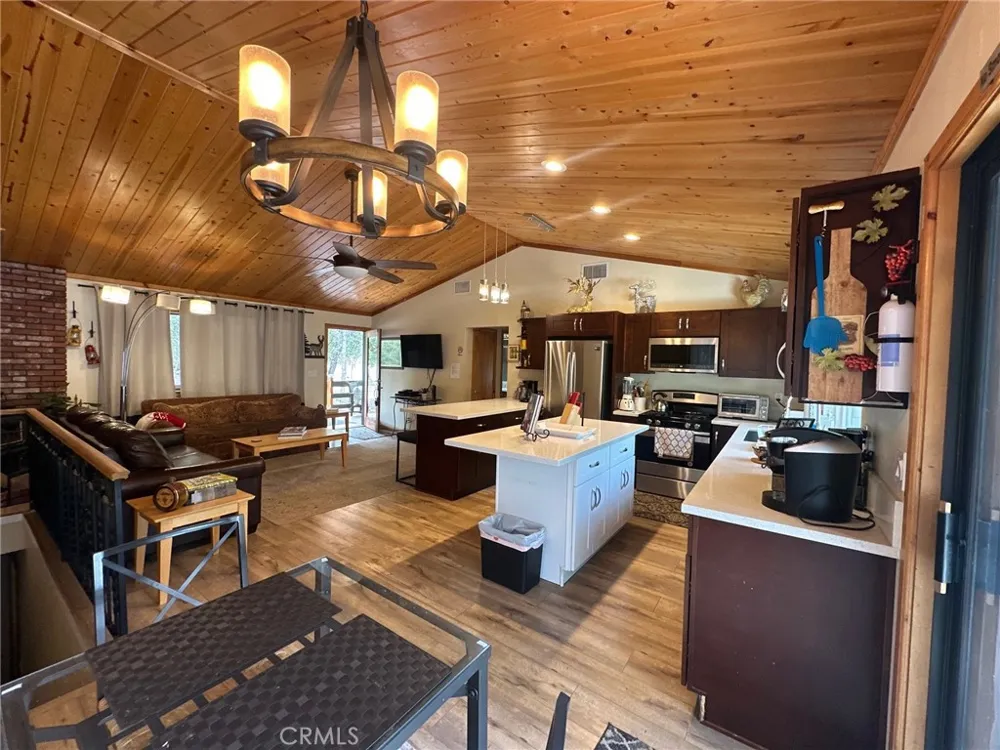 2239 Bernina Pine Mountain Club, CA 93222