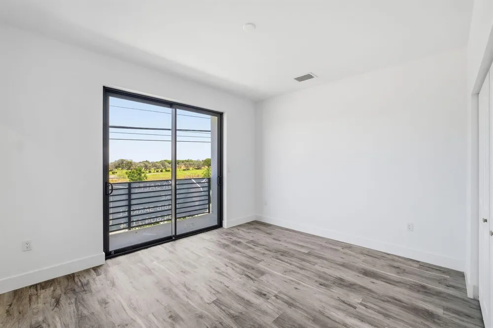 1548 NW 1st Avenue Pompano Beach, FL 33060