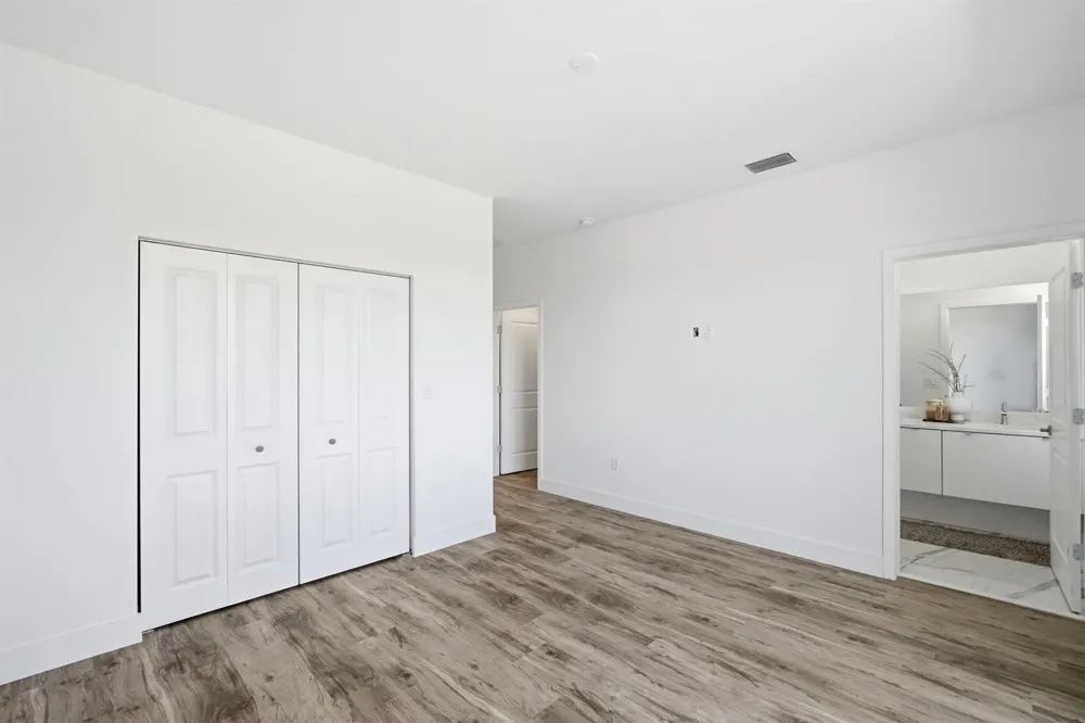 1548 NW 1st Avenue Pompano Beach, FL 33060