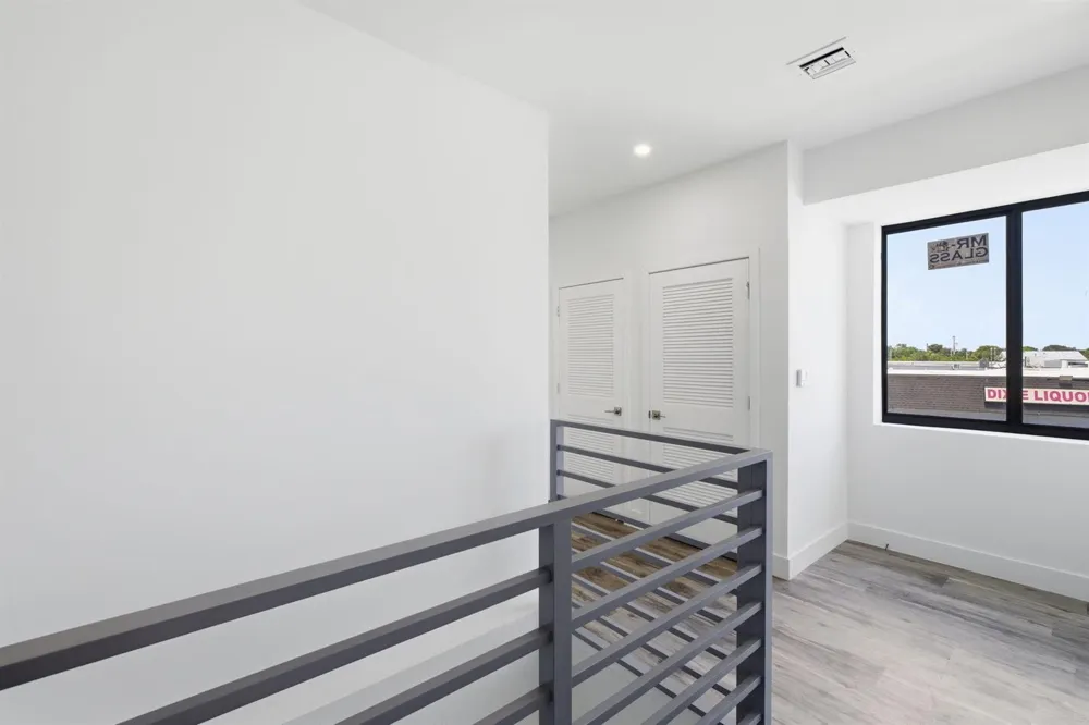 1548 NW 1st Avenue Pompano Beach, FL 33060
