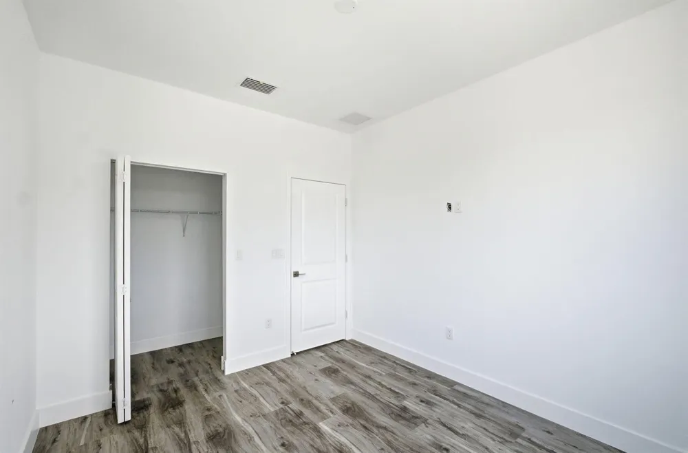 1548 NW 1st Avenue Pompano Beach, FL 33060