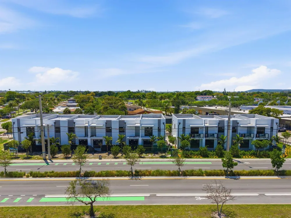 1548 NW 1st Avenue Pompano Beach, FL 33060