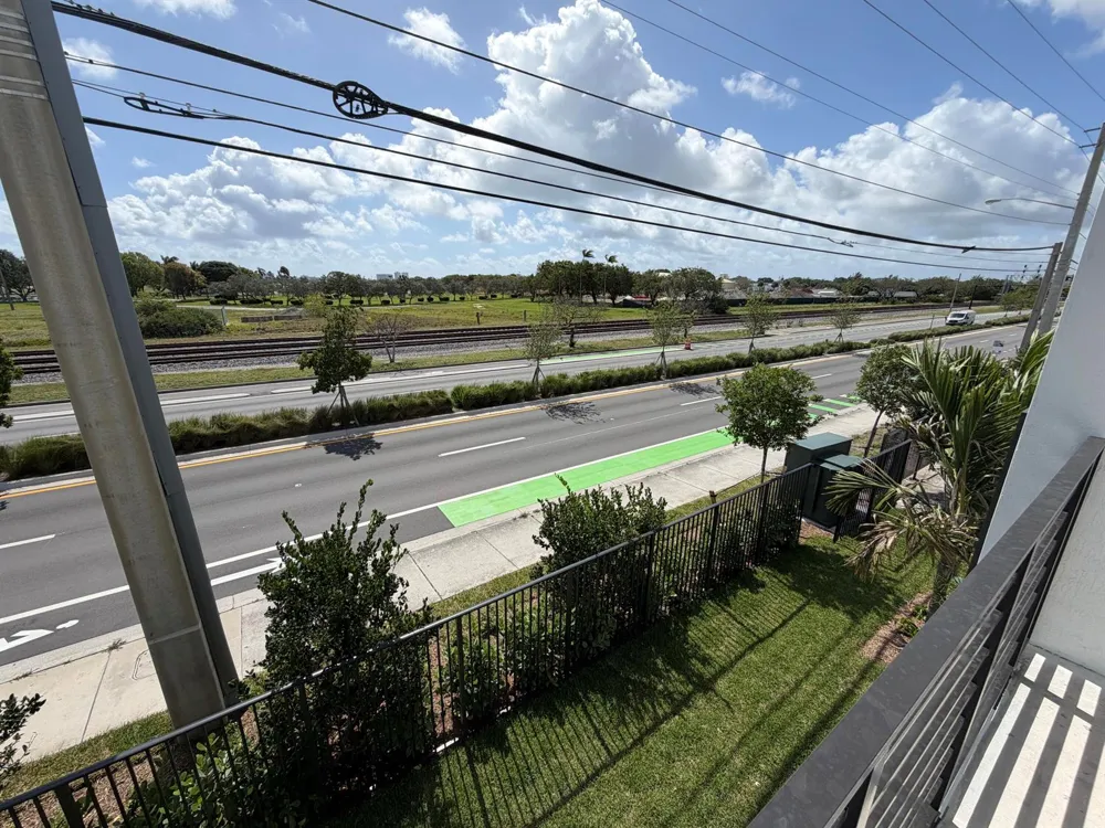 1548 NW 1st Avenue Pompano Beach, FL 33060