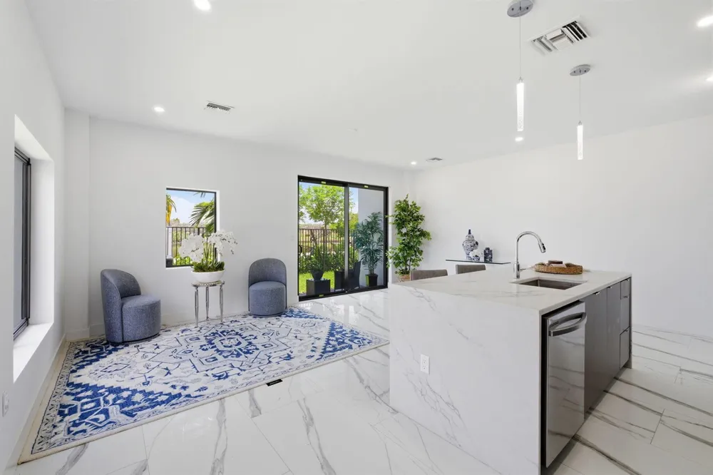 1548 NW 1st Avenue Pompano Beach, FL 33060