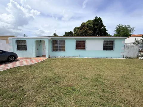 2033 Longwood Road