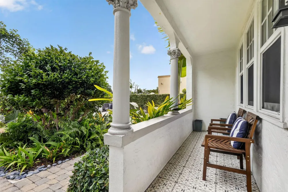 412 El Prado #1 West Palm Beach, FL 33405