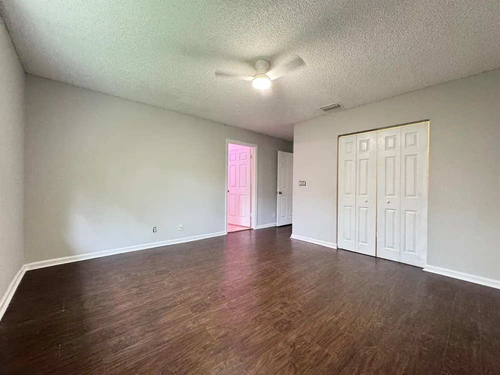 945 Imperial Lake Road 