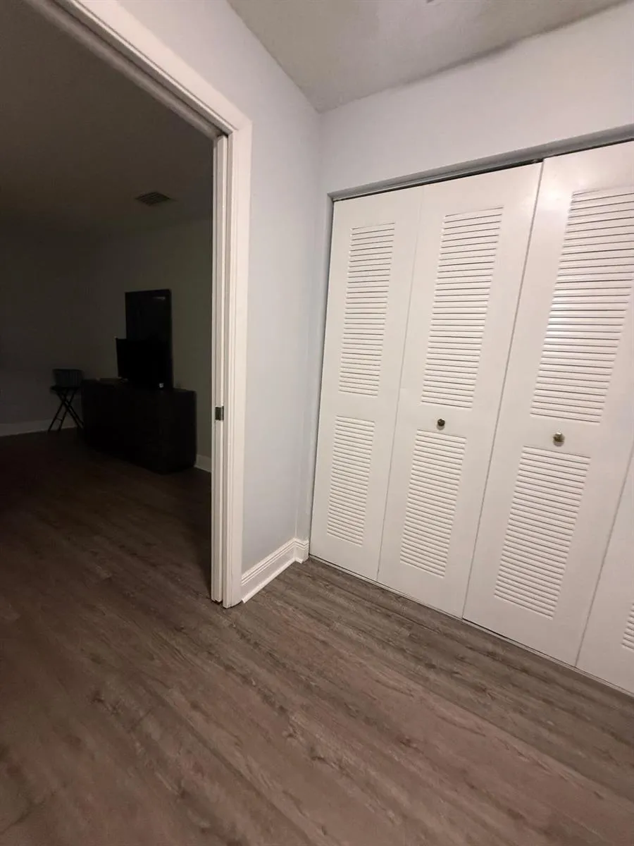 4121 NE 21st Terrace ##3 Lighthouse Point, FL 33064