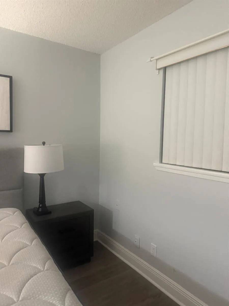 4121 NE 21st Terrace ##3 Lighthouse Point, FL 33064