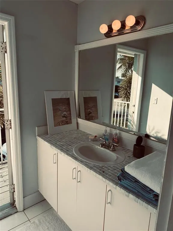 4121 NE 21st Terrace ##3 Lighthouse Point, FL 33064