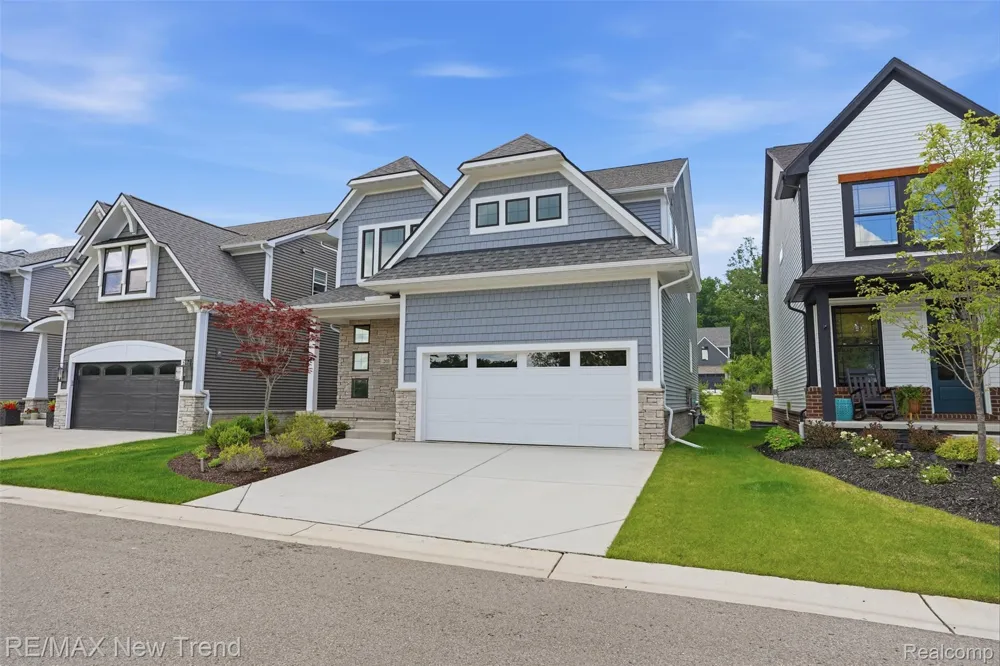 203 Mountain View Lane Milford Village, MI 48381
