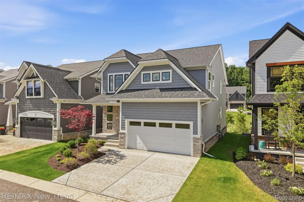 203 Mountain View Lane Milford Village, MI 48381