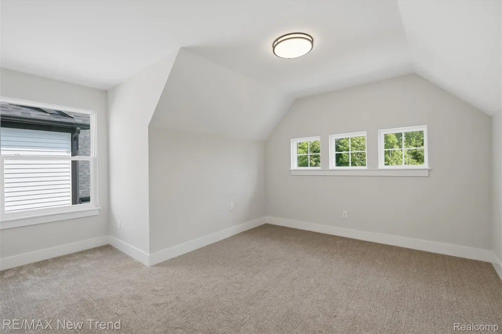 203 Mountain View Lane Milford Village, MI 48381