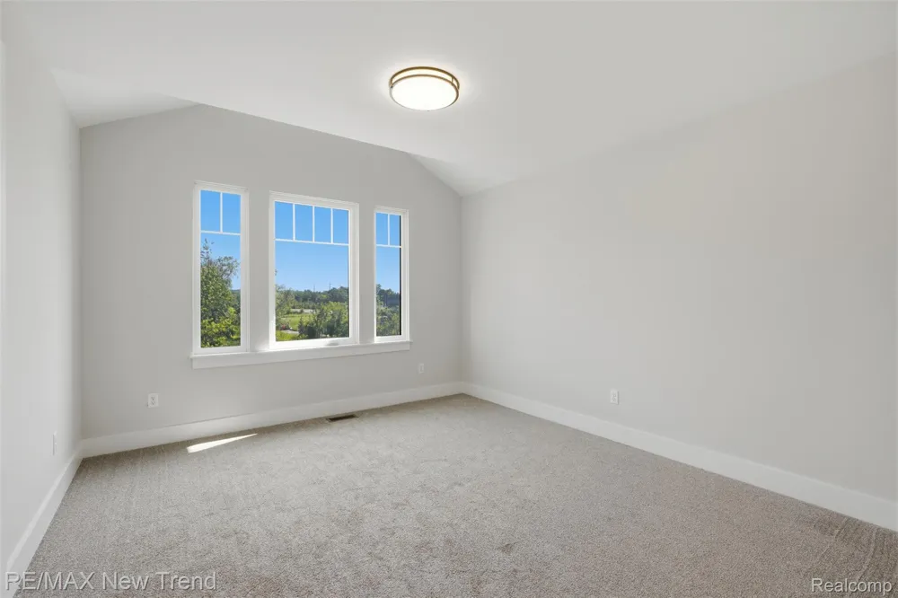 203 Mountain View Lane Milford Village, MI 48381