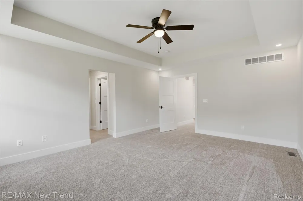 203 Mountain View Lane Milford Village, MI 48381