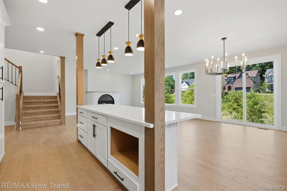 203 Mountain View Lane Milford Village, MI 48381
