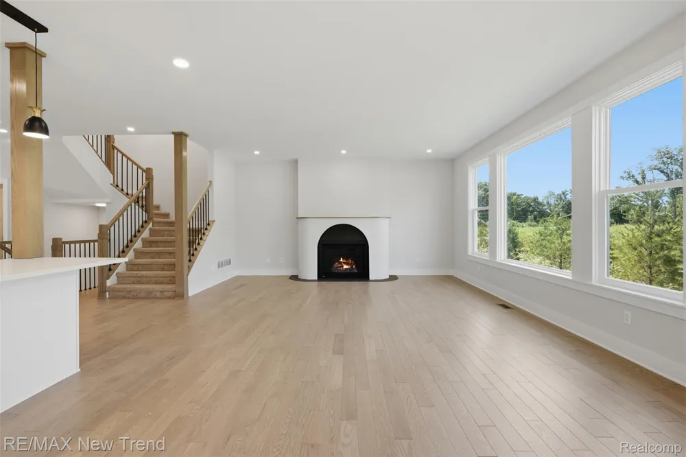 203 Mountain View Lane Milford Village, MI 48381