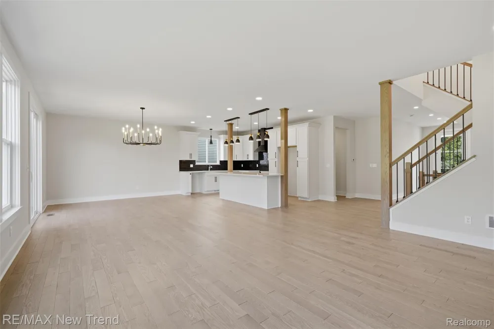 203 Mountain View Lane Milford Village, MI 48381