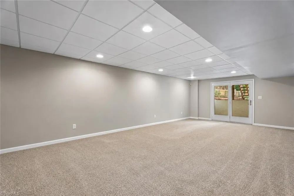 7049 Orchard Path Drive Clemmons, NC 27012