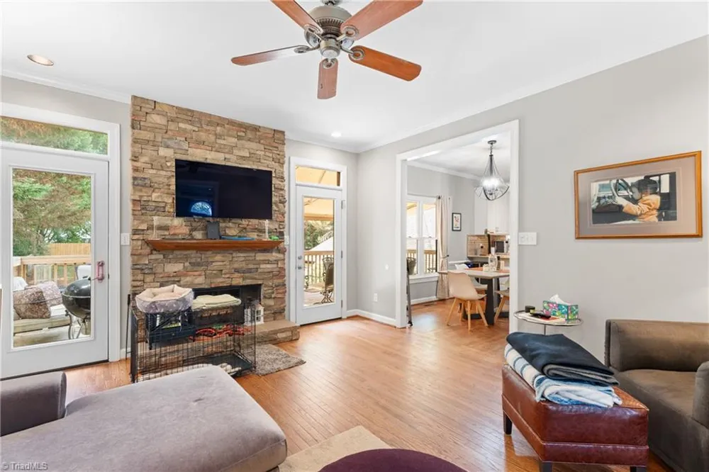 7049 Orchard Path Drive Clemmons, NC 27012