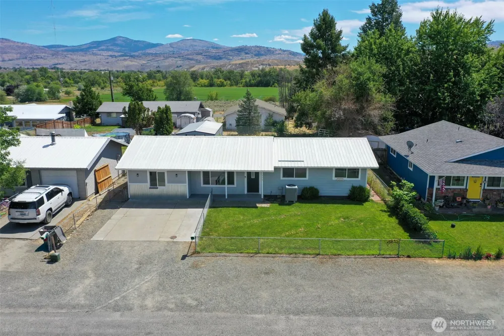 733 Ridge Place Omak, WA 98841