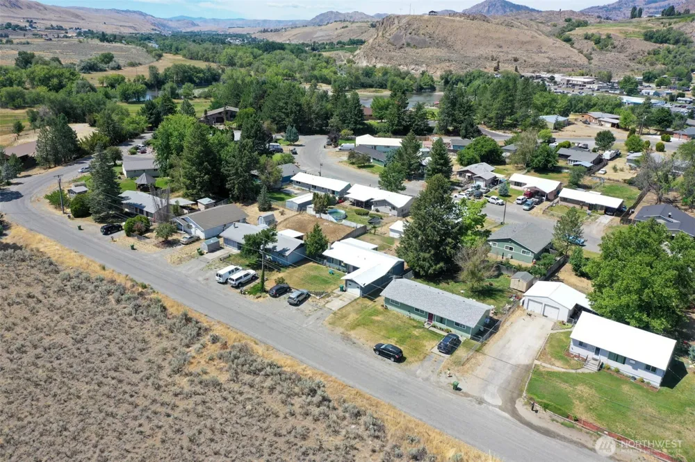 733 Ridge Place Omak, WA 98841