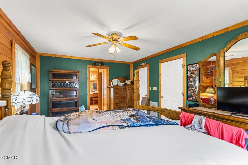615 Harold Drive Maryville, TN 37803