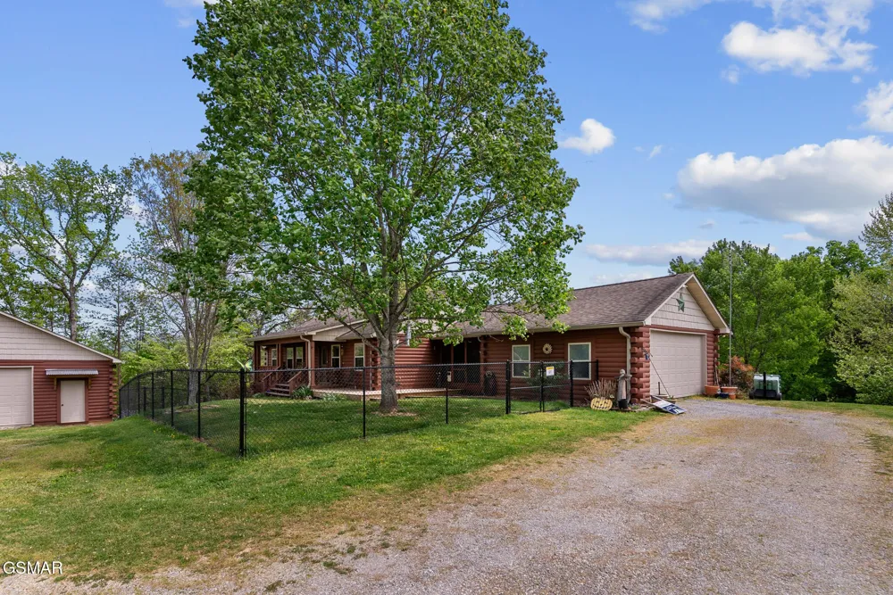 615 Harold Drive Maryville, TN 37803