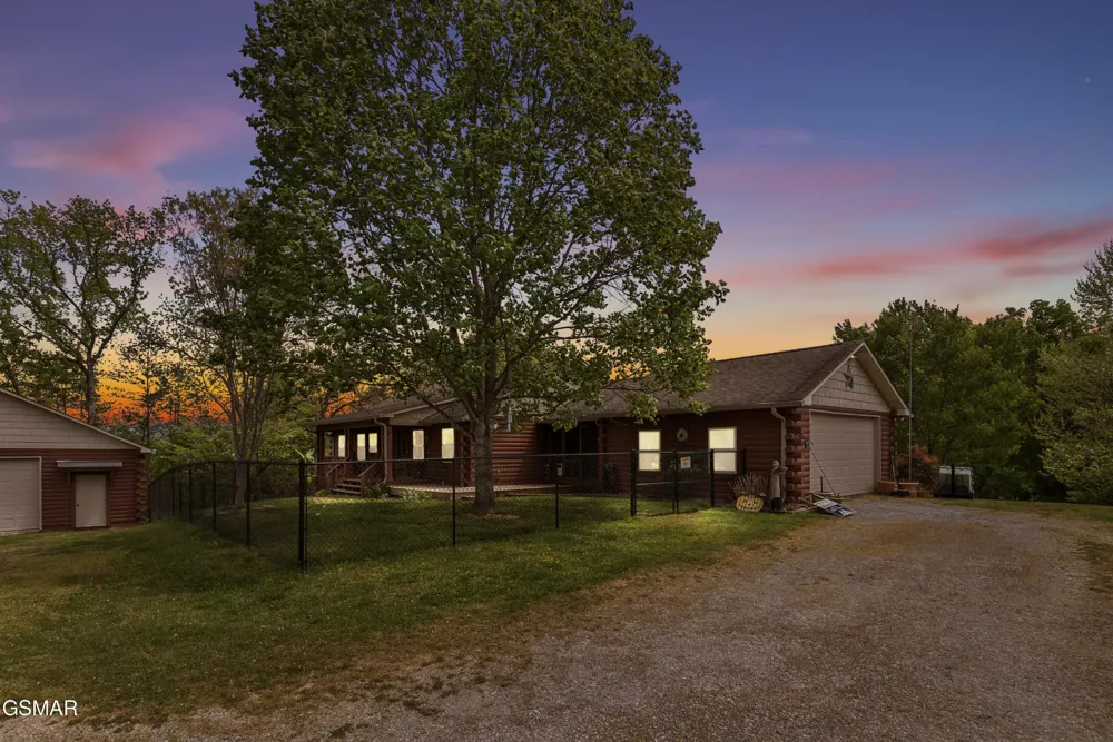 615 Harold Drive Maryville, TN 37803
