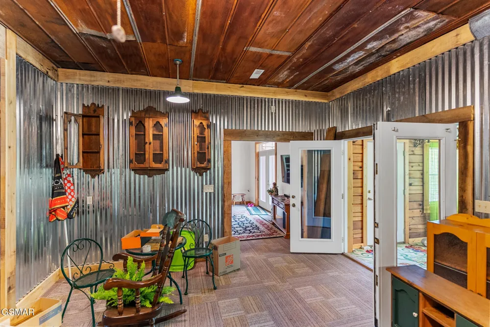 615 Harold Drive Maryville, TN 37803