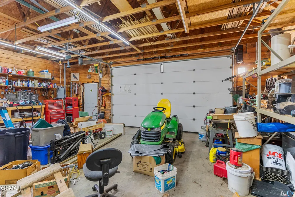 615 Harold Drive Maryville, TN 37803