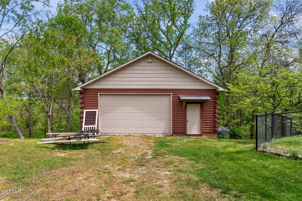615 Harold Drive Maryville, TN 37803