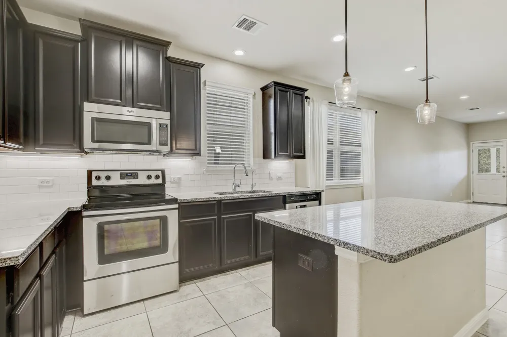 356 Quarry Lane Liberty Hill, TX 78642